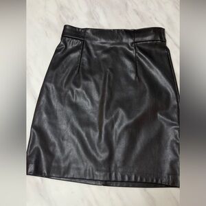 Dynamite Elegant Black Apparel